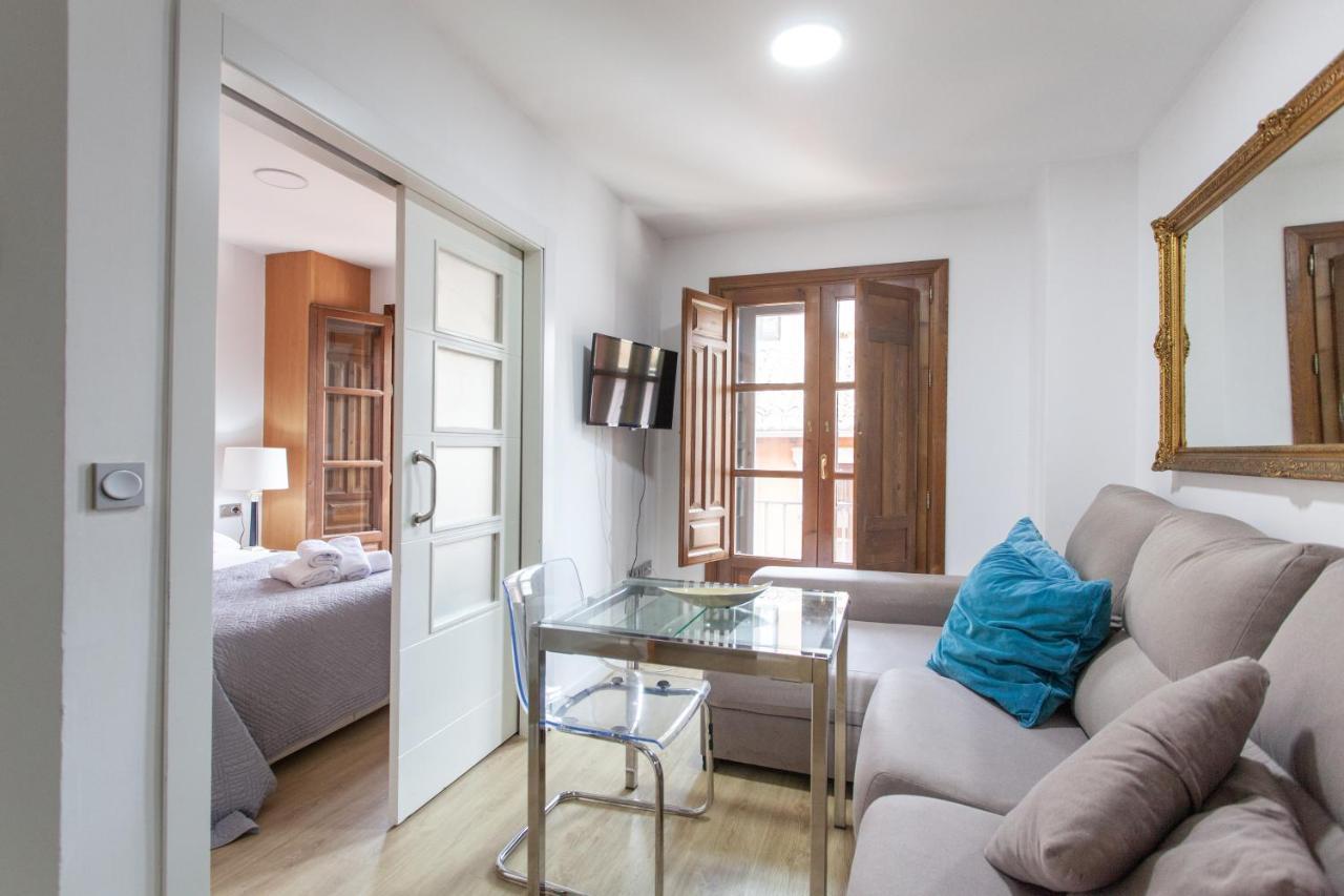 Apartamentos Elvira 21 Granada Buitenkant foto