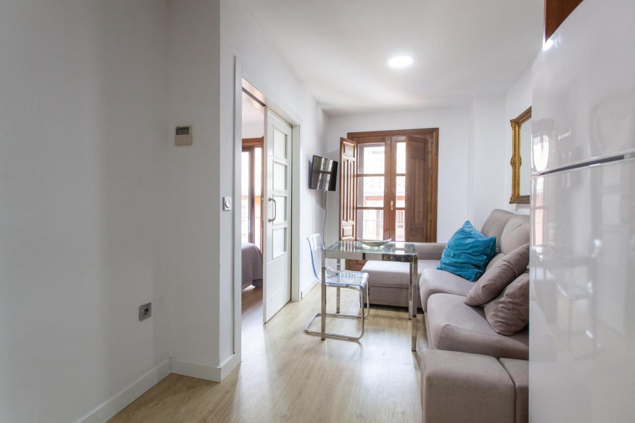 Apartamentos Elvira 21 Granada Buitenkant foto