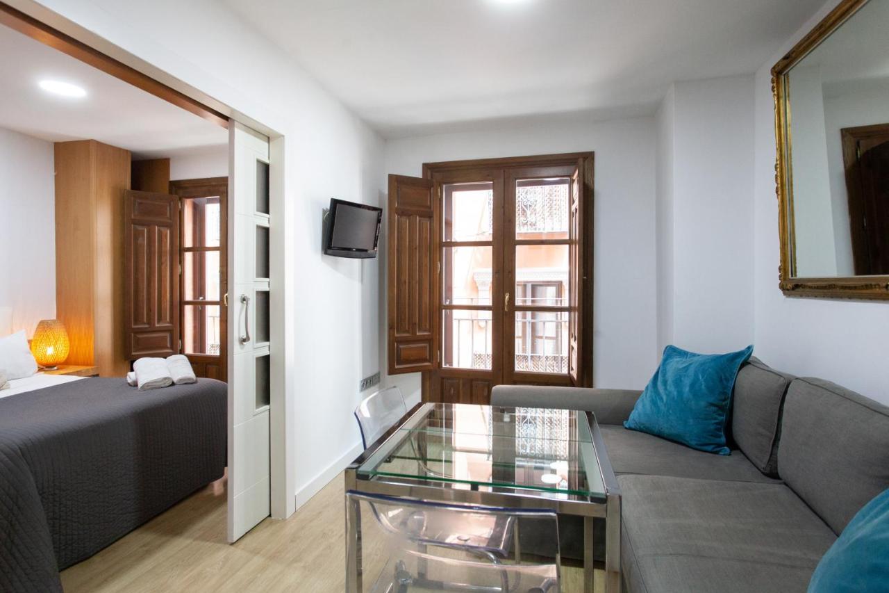 Apartamentos Elvira 21 Granada Buitenkant foto