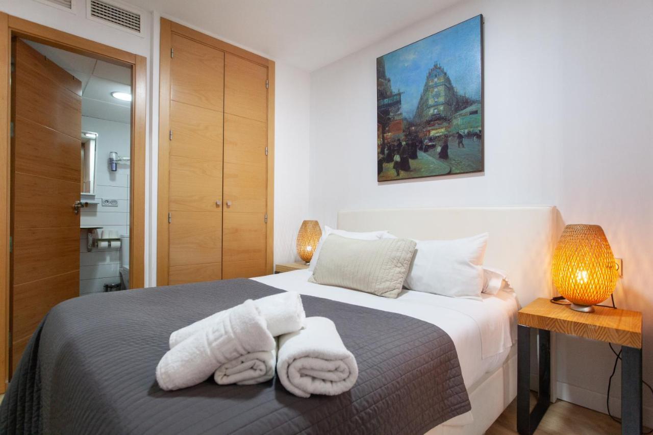 Apartamentos Elvira 21 Granada Buitenkant foto