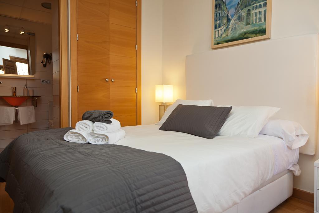 Apartamentos Elvira 21 Granada Kamer foto