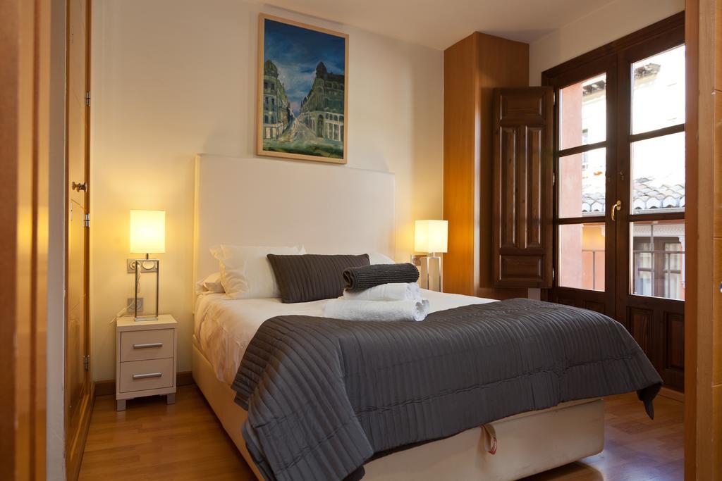 Apartamentos Elvira 21 Granada Kamer foto