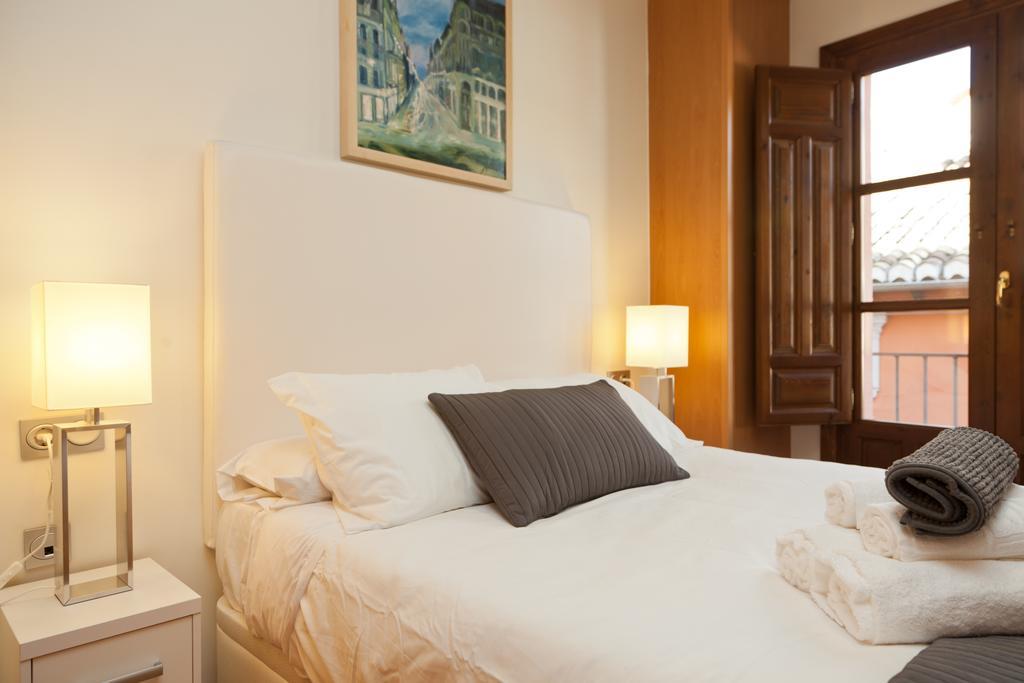 Apartamentos Elvira 21 Granada Kamer foto