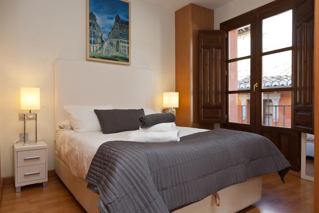 Apartamentos Elvira 21 Granada Kamer foto