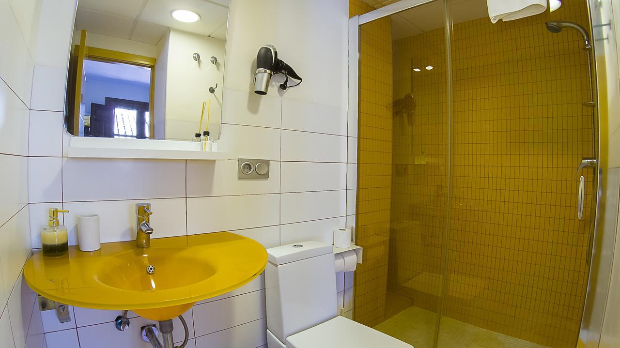 Apartamentos Elvira 21 Granada Buitenkant foto